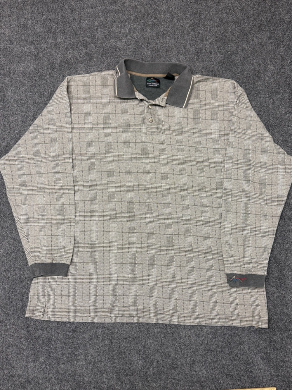 Vintage grey collared longsleeve shirt